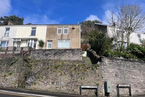 3 bedroom end of terrace house to rent, Penygraig Road, Swansea SA1