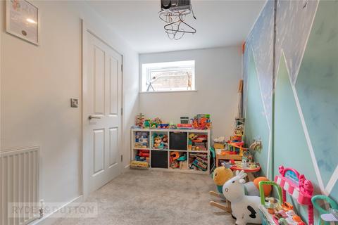 42 Bakestones Avenue, Delph, Oldham, OL3 5GE