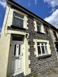 3 bedroom end of terrace house to rent, Penrhys Road, Tylorstown, Ferndale, Rhondda Cynon Taff. CF43 3BD