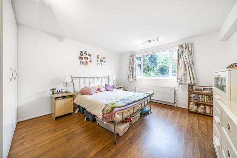 2 bedroom flat for sale, Putney Hill, London