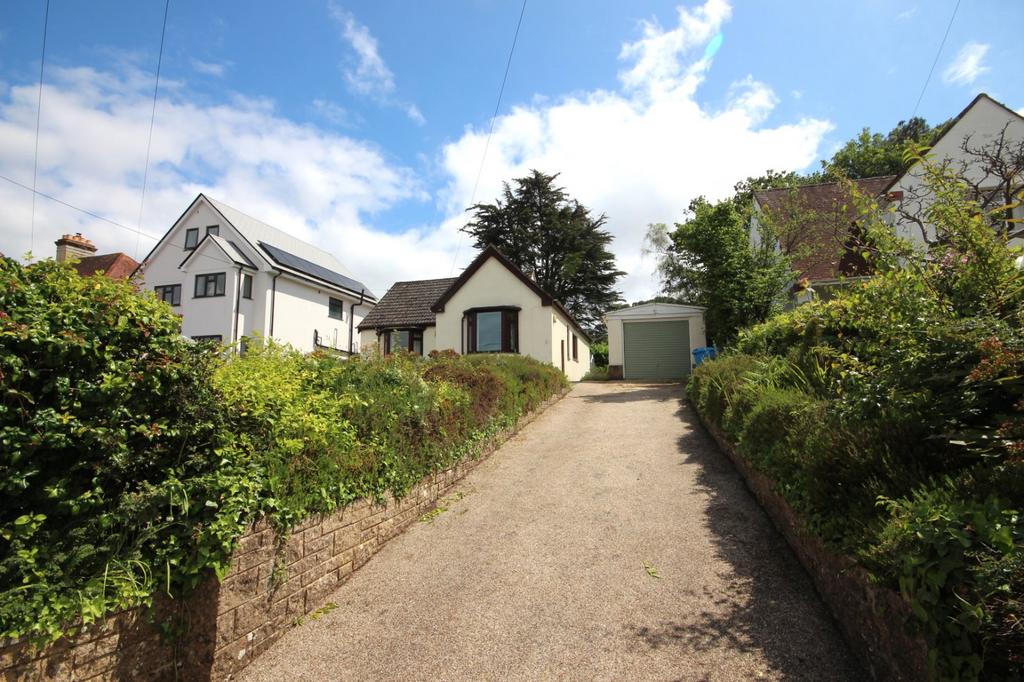 Clarendon Road, Broadstone, Dorset, BH18 3 bed bungalow for sale £510,000