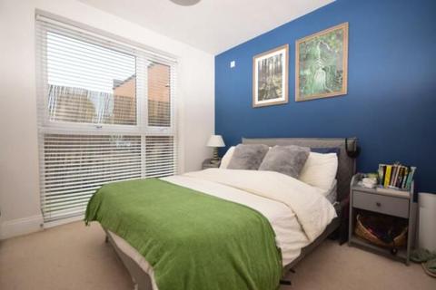 1 bedroom ground floor flat for sale, Liberator Place, Chichester, West Sussex