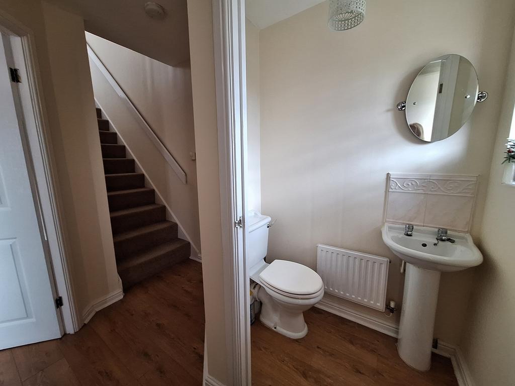 Down stairs wc