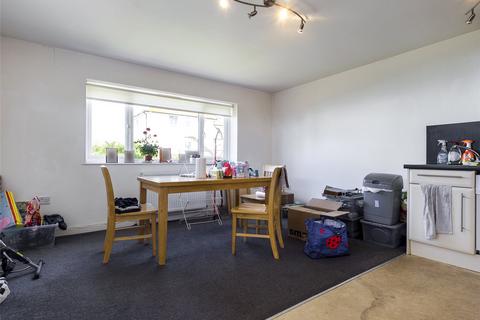 3 bedroom apartment to rent, Steyning Avenue, Peacehaven, BN10