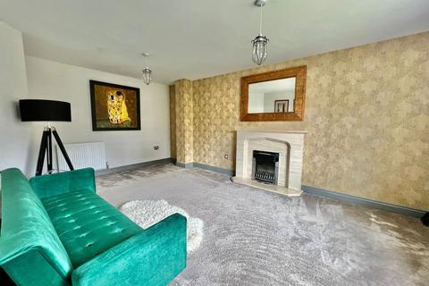 1 Beckside, Aberford, Leeds, LS25 3DD