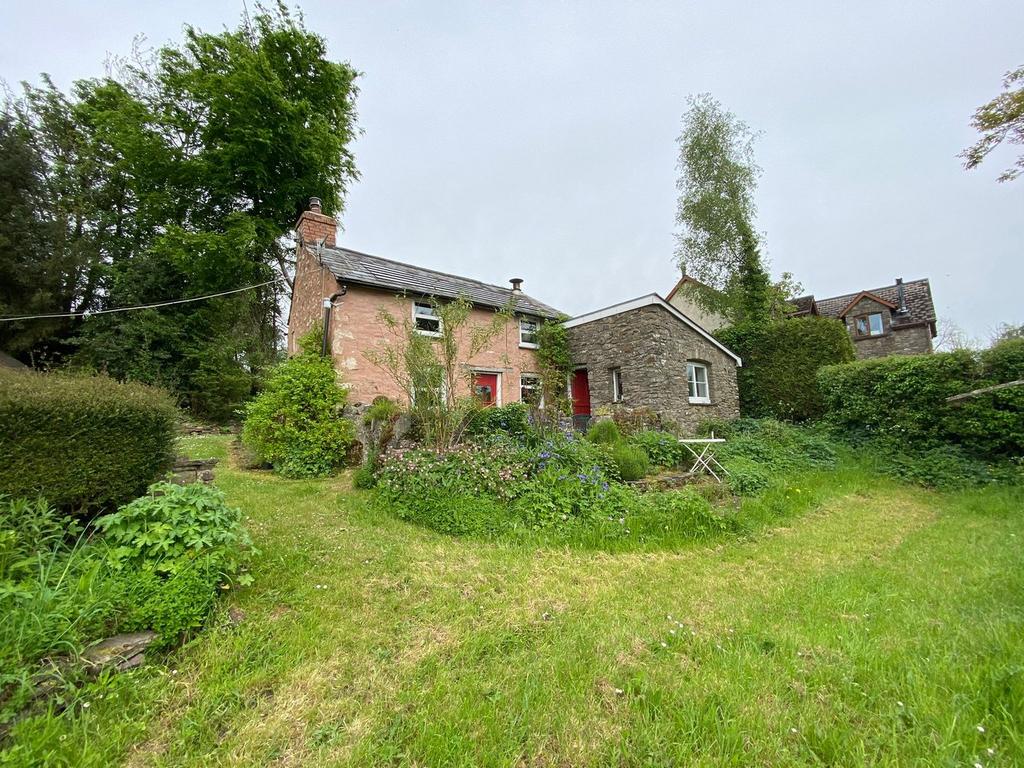 Sarnau, Brecon, LD3 2 bed property for sale £325,000