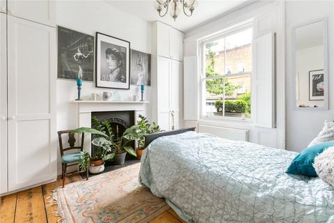3 bedroom end of terrace house for sale, Newington Green Road, London, N1