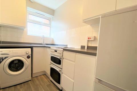 1 bedroom flat to rent, Sutton Oak Road, Sutton Coldfield, West Midlands, B73