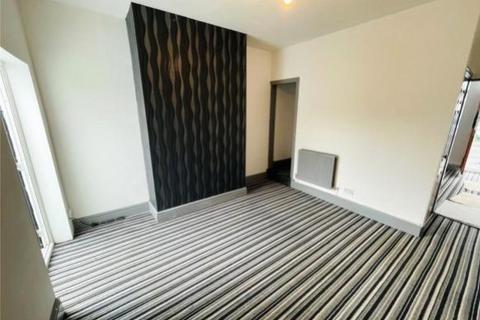 2 bedroom terraced house to rent, Victoria Road, Stockport, Cheshire, SK1