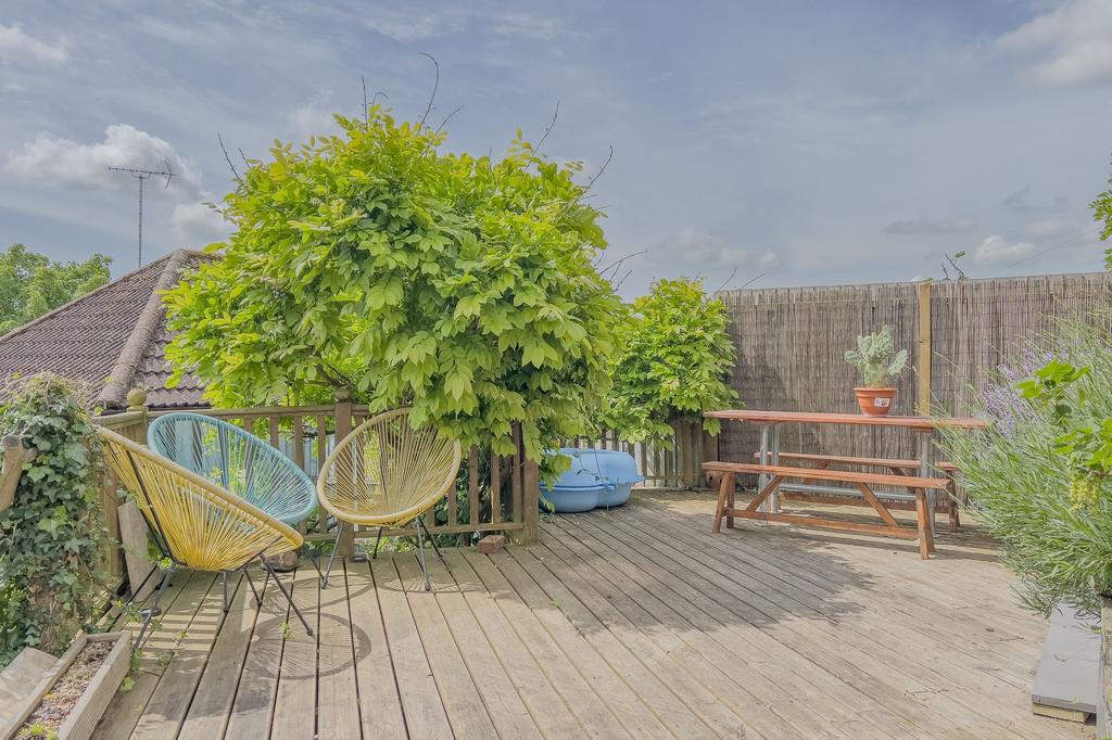 Decking Terrace