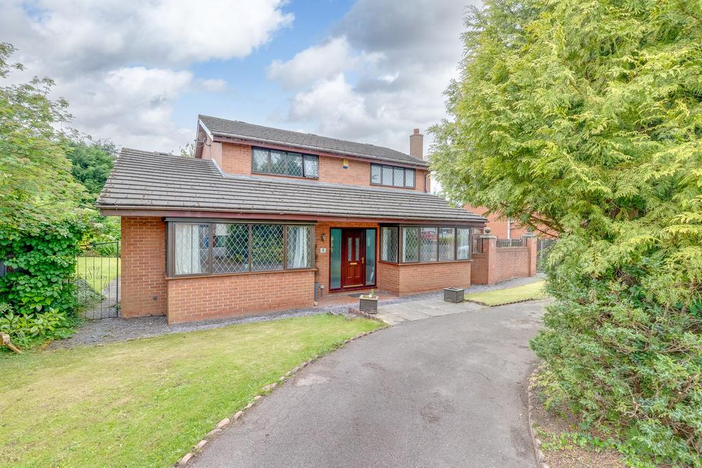 Hindley Green, Wigan WN2 4 bed detached house for sale £325,000