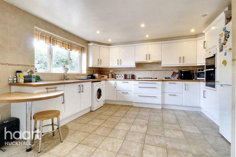 4 bedroom bungalow for sale, Fackley Way, Sutton-In-Ashfield