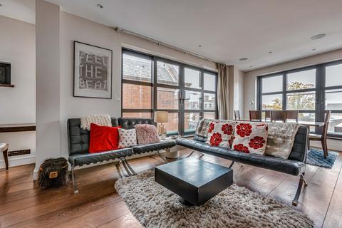 2 bedroom flat for sale, Mediterranean House, 175 Wandsworth High Street, London