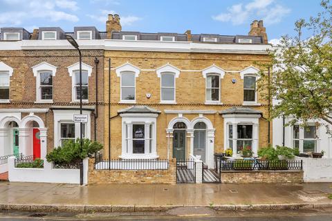 4 bedroom terraced house for sale, Kynaston Road, London