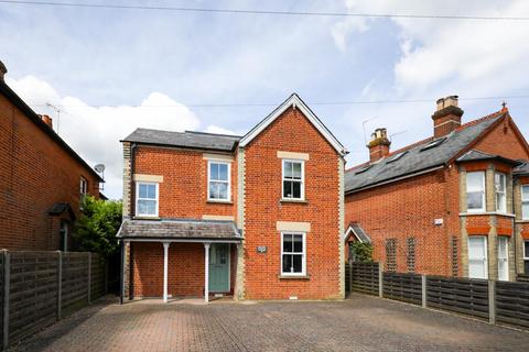 5 bedroom cottage for sale, 82 Kennel Ride, Ascot, S15