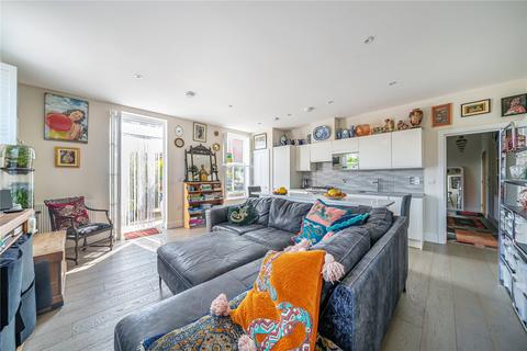 1 bedroom apartment for sale, Newark Lane, Ripley, Surrey, GU23