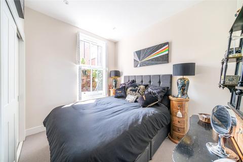 1 bedroom apartment for sale, Newark Lane, Ripley, Surrey, GU23