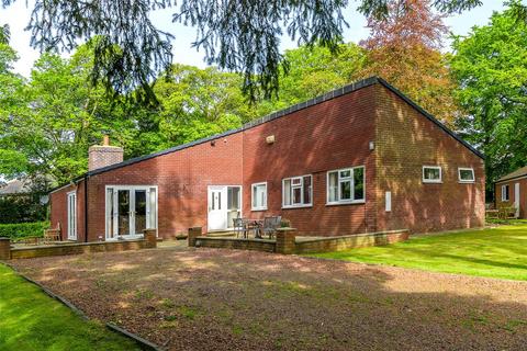 4 bedroom bungalow for sale, Almoners Barn, Durham, DH1