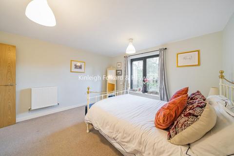 2 bedroom flat for sale, Henry Road, Oval