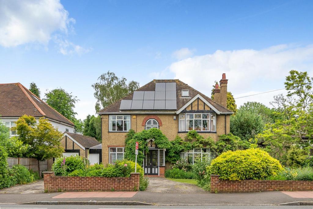 South Eden Park Road, Beckenham 5 bed detached house £1,250,000
