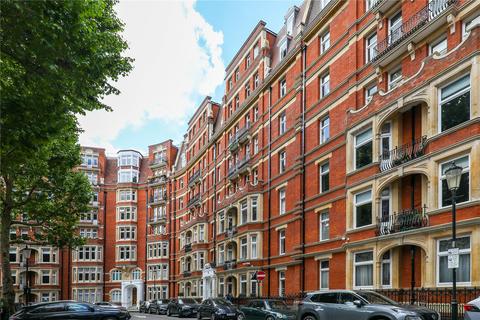 4 bedroom flat to rent, Iverna Court, Kensington, W8