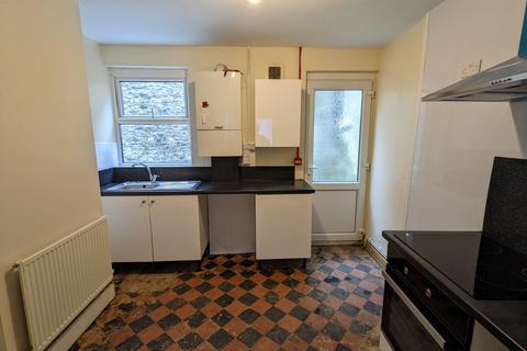 1 bedroom flat to rent, Carmarthen Street, Llandeilo, Carmarthenshire