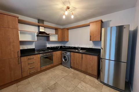 2 bedroom flat to rent, Millview Crescent, Johnstone PA5