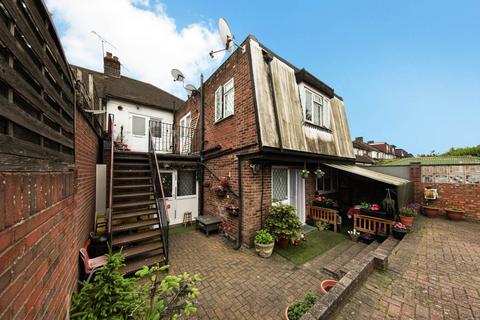 8 bedroom terraced house for sale, Cherry Tree Rise, Buckhurst Hill, IG9