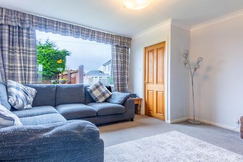 4 bedroom end of terrace house for sale, Kendal Parks Road, Kendal, LA9