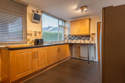 4 bedroom end of terrace house for sale, Kendal Parks Road, Kendal, LA9