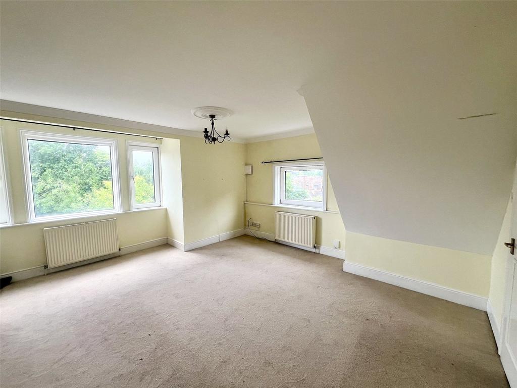 Croydon Road, REIGATE, Surrey, RH2 1 bed apartment for sale £190,000