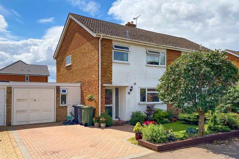 3 bedroom semi-detached house for sale, Vicarage Close, Langford, Biggleswade, SG18