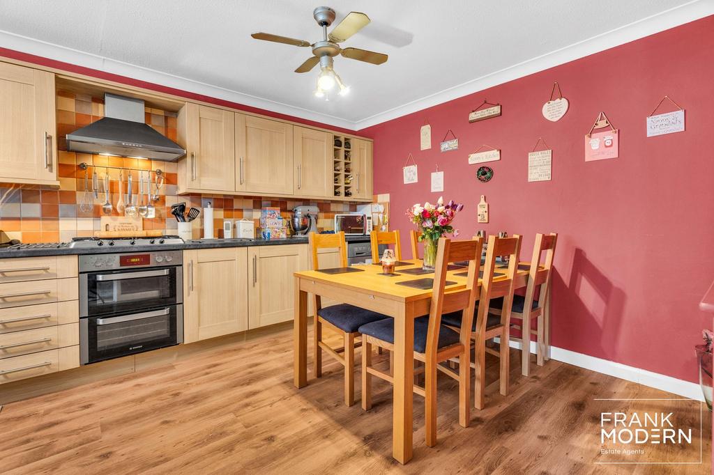 Kitchen / Diner