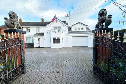 5 bedroom detached house for sale, Ward Avenue, Liverpool L37
