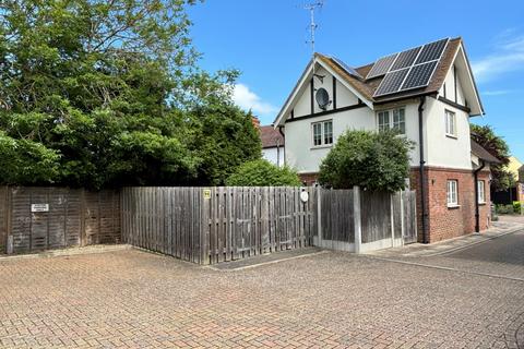 2 bedroom apartment for sale, Vicarage Gardens, Whitstable CT5