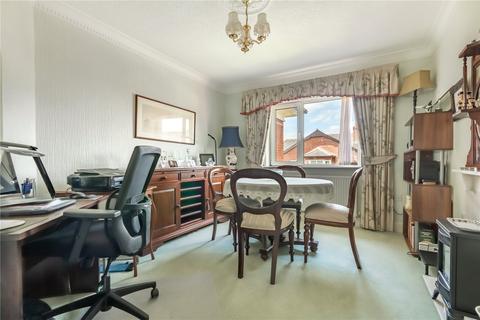 3 bedroom maisonette for sale, Redwood Court, Llanishen, Cardiff, CF14