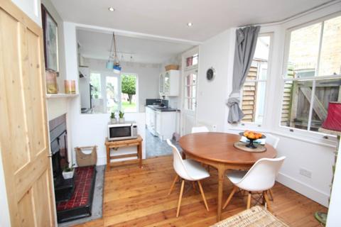 69 Ashburnham Road, Southend-on-sea, SS1 1QE