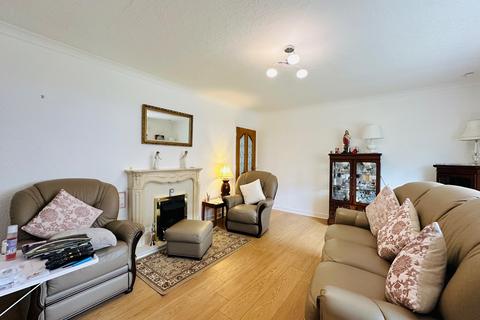 3 bedroom terraced house for sale, Loanhead Street, Coatbridge