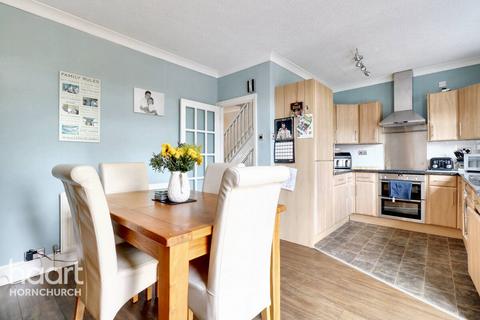 3 bedroom semi-detached house for sale, Bruce Avenue, Hornchurch