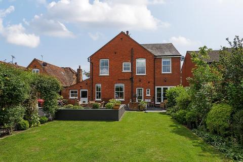 5 bedroom detached house for sale, Chinnor,  South Oxfordshire,  OX39
