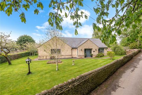 3 bedroom bungalow for sale, The Garth, Quarrington, Sleaford, Lincolnshire, NG34