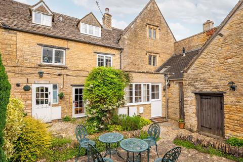 2 bedroom terraced house for sale, Clapton Row, Bourton-On-The-Water, GL54