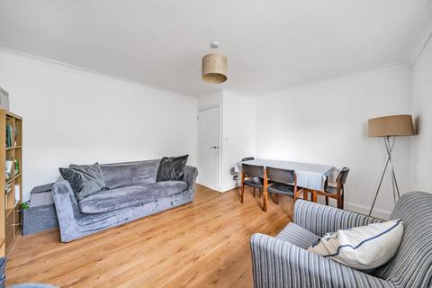 2 bedroom flat for sale, Park Hill Road, Bromley