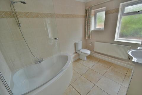42 Chander Close, Ferndown, BH22 8DW