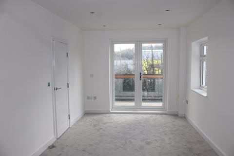 1 bedroom ground floor flat to rent, High Wycombe HP13