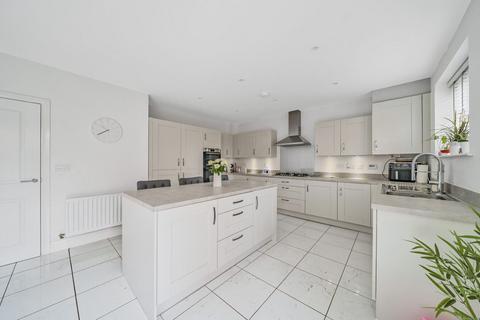 5 bedroom detached house for sale, Johnson Avenue, Wootton, Bedford