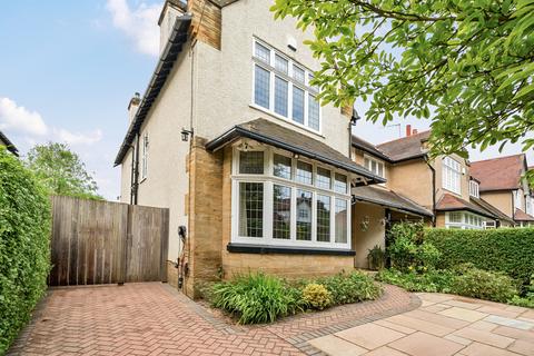 4 bedroom semi-detached house for sale, Ryder Gardens, Roundhay