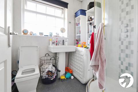 77 Halifield Drive, Belvedere, DA17 5RS