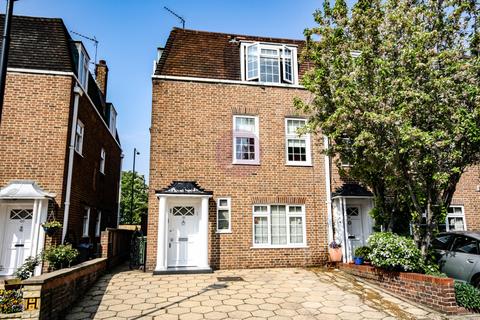 4 bedroom end of terrace house to rent, The Marlowes, St Johns Wood, London, NW8