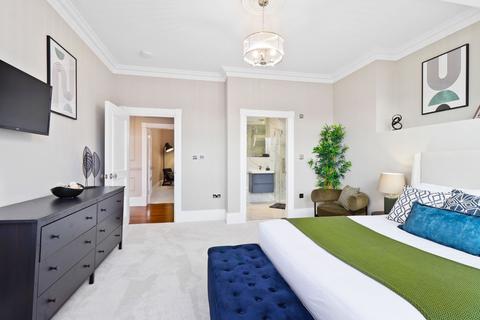 2 bedroom apartment for sale, Station Road, Westcliff On Sea, SS0